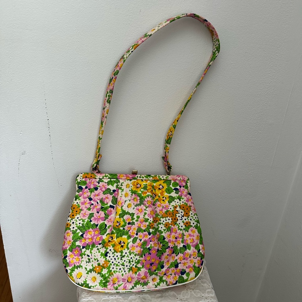 Vintage Floral 1970s Shoulder Purse
